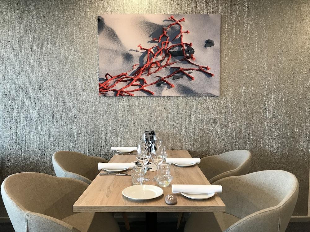 Fredensborg Badehotel Ronne Bagian luar foto