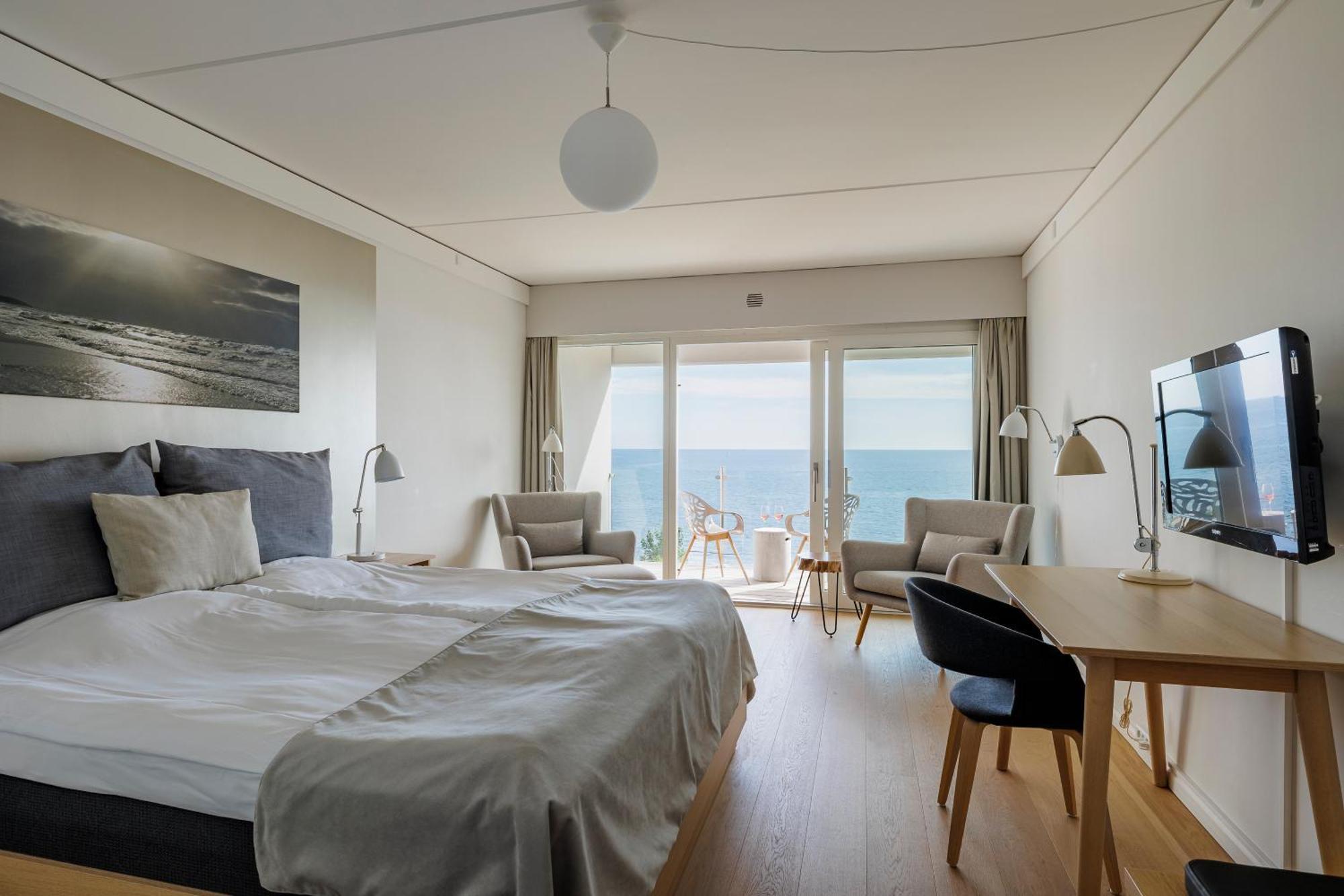Fredensborg Badehotel Ronne Bagian luar foto