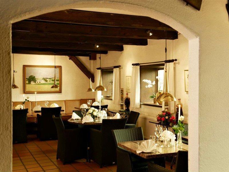 Fredensborg Badehotel Ronne Bagian luar foto