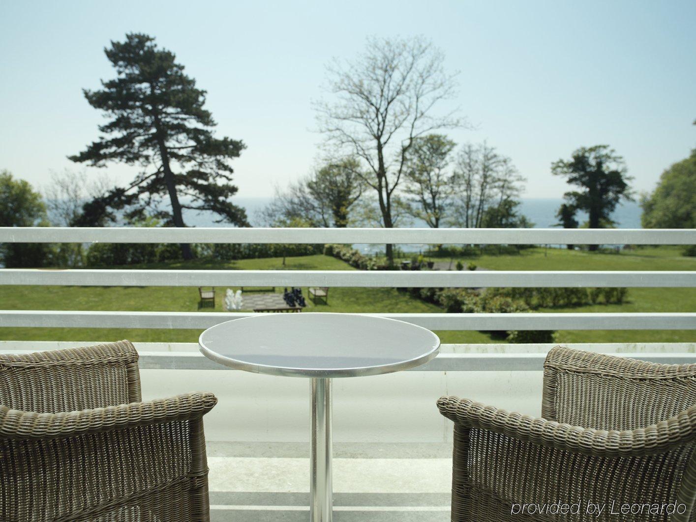 Fredensborg Badehotel Ronne Bagian luar foto